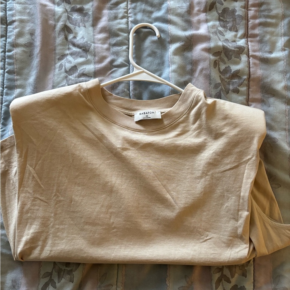 aritzia shoulder pad sleeveless shirt